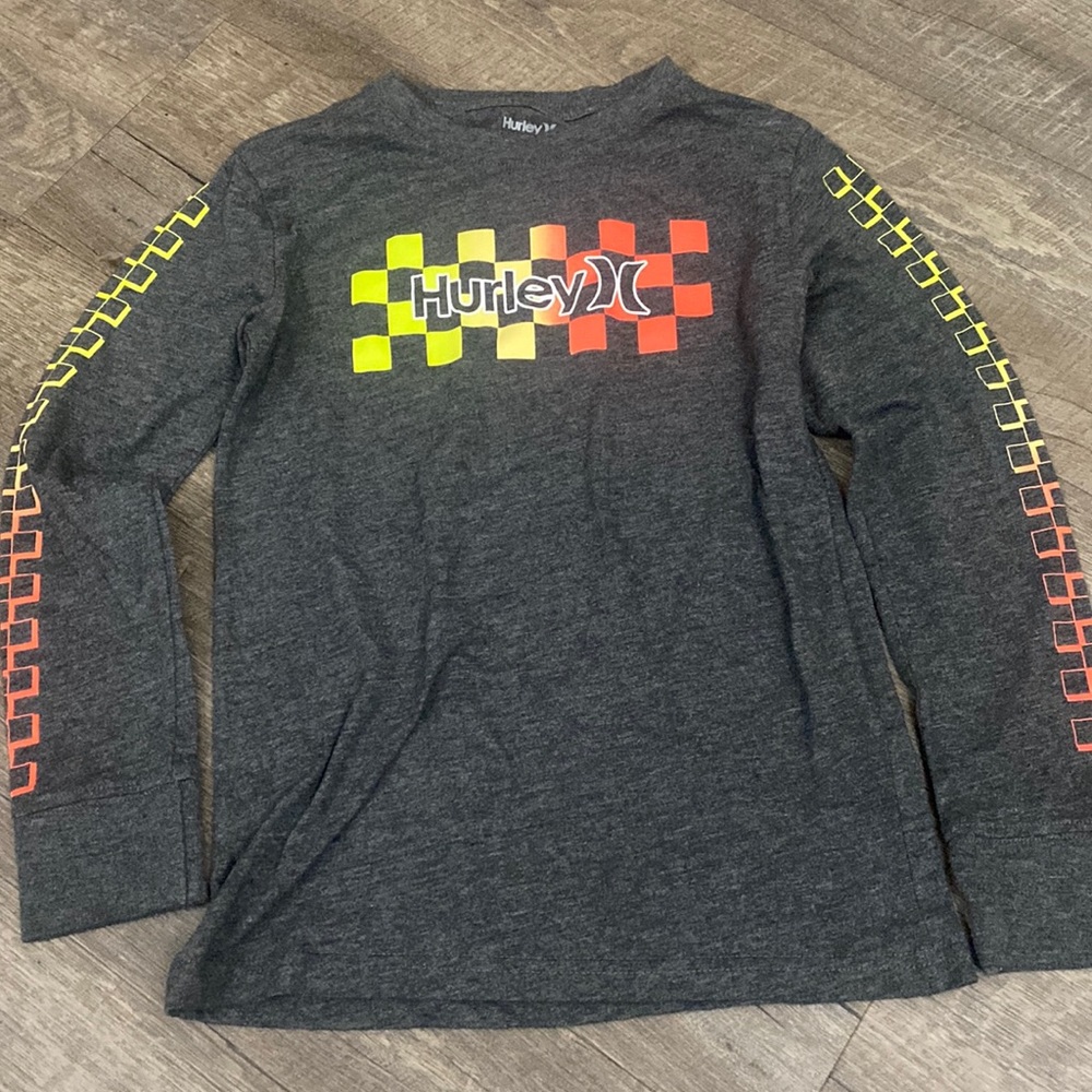 Long sleeve Hurley tshirt